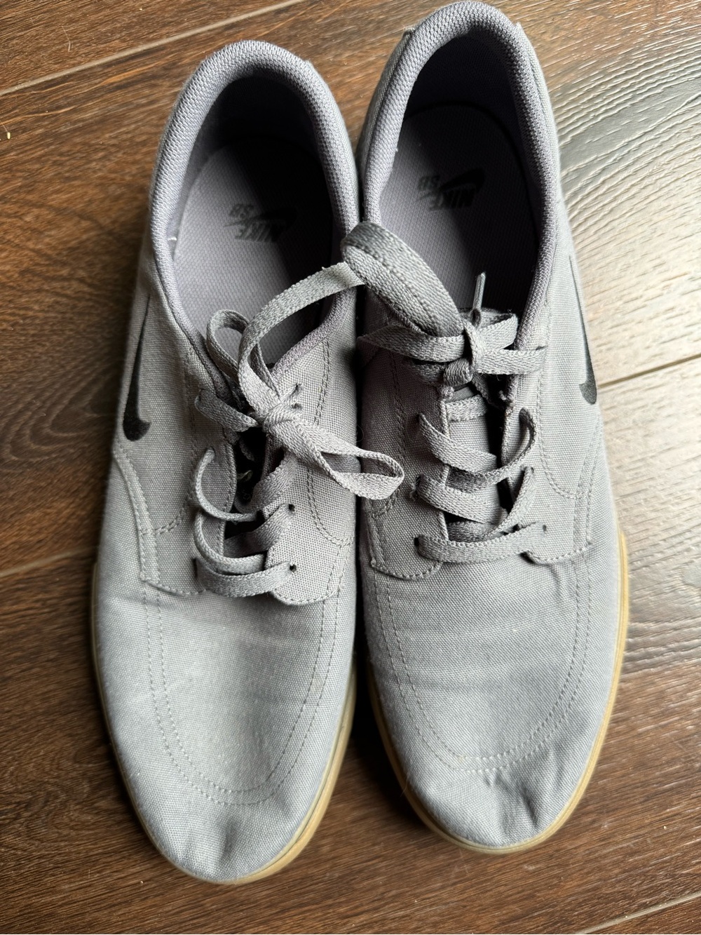 Nike SB Clutch Canvas Skate Sneakers